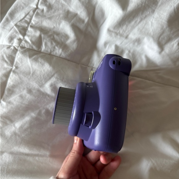Fujifilm Instax Mini 8 Instant Film Camera - Grape/Purple - Picture 5 of 11